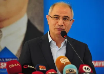 AK Parti Bursa teşkilatı törende bayramlaştı