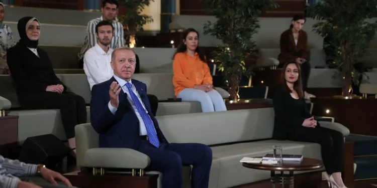 Cumhurbaşkanı Erdoğan gençlerle buluştu