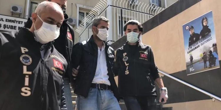 Ablasının boğazını keserek öldüren sanığın yargılanmasına başlandı