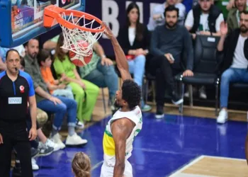 ING Basketbol Süper Ligi 30. Hafta: Frutti Extra Bursaspor 85-82 Gaziantep Basketbol