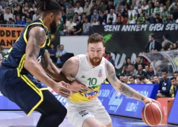 ING Basketbol Süper Ligi PlayOff Çeyrek Final 2. Karşılaşması: Frutti Extra Bursaspor 97-77 Fenerbahçe Beko