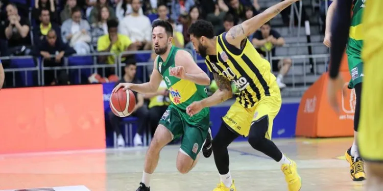 ING Basketbol Süper Ligi Play-Off: Fenerbahçe Beko: 93 – Frutti Extra Bursaspor: 81