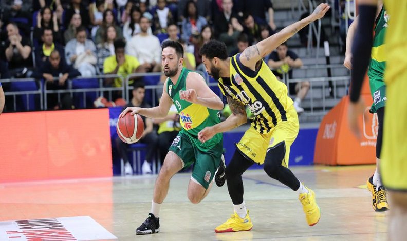 ING Basketbol Süper Ligi Play-Off: Fenerbahçe Beko: 93 - Frutti Extra Bursaspor: 81