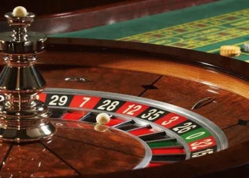 Yanlışlıkla gönderilen yardımı kumarda harcadı
