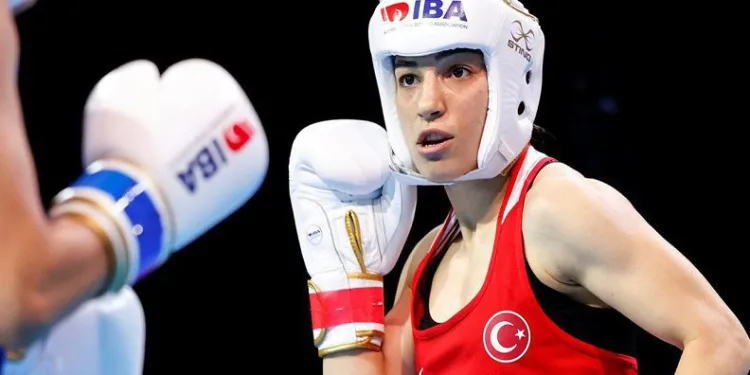 Milli boksör Ayşe Çağırır dünya şampiyonu oldu
