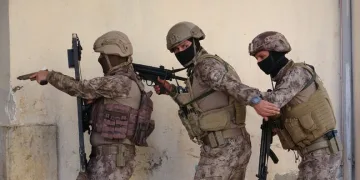 Mersin’de DEAŞ’a şafak operasyonu