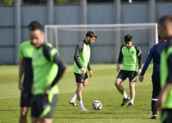 Bursaspor’da B.S. Ümraniyespor maçı hazırlıkları sürüyor