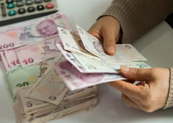 Almanya’da emeklilere öneri: Isınmak için Türkiye’ye gidin