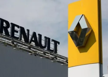 Renault Rusya’daki varlıklarını devretti