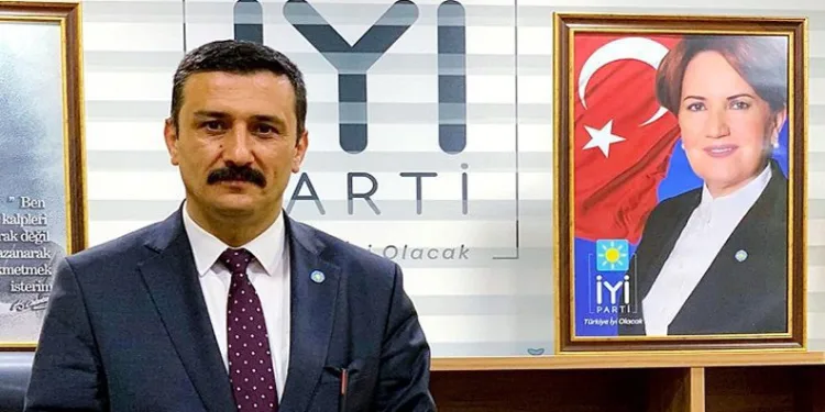 Türkoğlu’ndan Başkan Aktaş’a Zafer Plaza sorusu