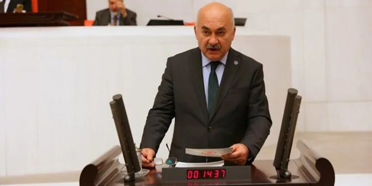 MHP’li Vahapoğlu’ndan anıt mezar önerisi
