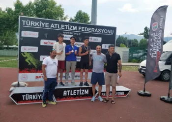 Bursa Osmangazili atletler madalyaya doydu