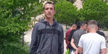 Selde kaybolan gencin kıyafetleri bulundu