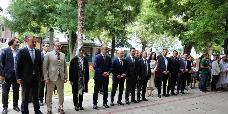 AK Parti’li Zengin, Bursa’da Balkan dernekleriyle buluştu