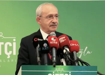 CHP lideri: “Irkçılık yapmıyoruz, herkes kendi ülkesinde otursun”