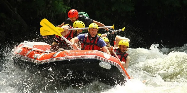 Düzce’de rafting sezonu başladı