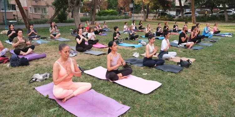 Nilüfer’de yoga eğitimleri başladı