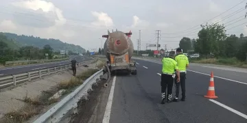 Düzce’de yokuş aşağı inen tankerin freni patladı