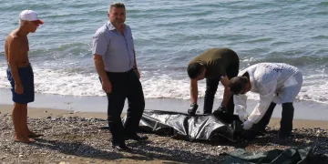 Emekli öğretmen denizde boğuldu