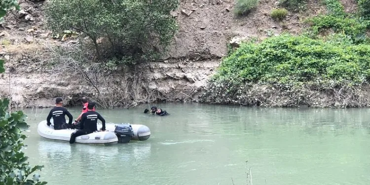 Akıntıya kapılan sağlıkçıyı arama çalışmaları 9’uncu gününde