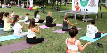 Yoga tutkunları Nilüfer’de buluştu