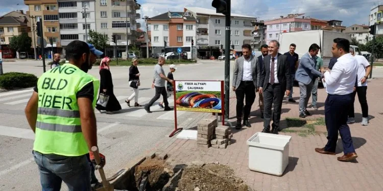 İnegöl fiber optik altyapıya kavuşuyor