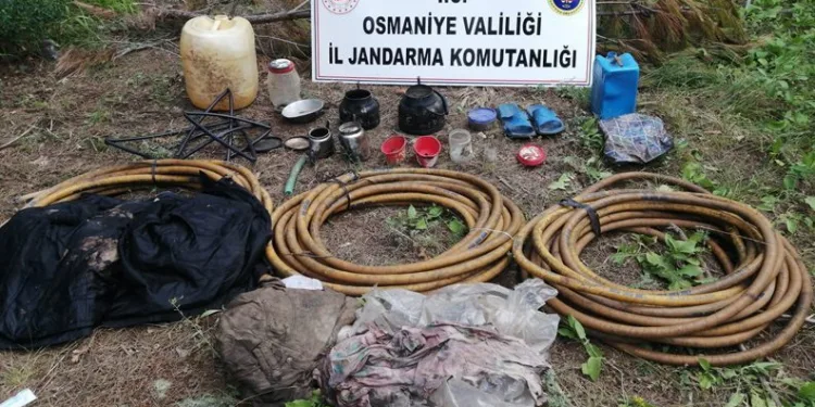 PKK sığınağında yaşam malzemesi ele geçirildi