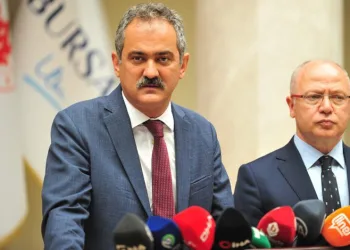 Bursa’da annesini iple boğarak öldürdü