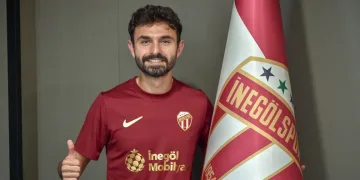 İnegölspor Niyazi Batuhan Salman ile anlaştı