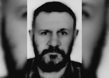 Balkonunda kafasından vurulmuş halde bulundu