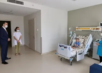 Milletvekili Esgin’den onkoloji hastanesine ziyaret
