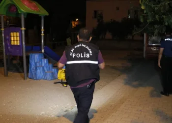 Çocuk parkında silahlı çatışma