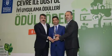 Yıldırım Belediyesi’ne ‘Çevre Dostu Belediye’ ödülü