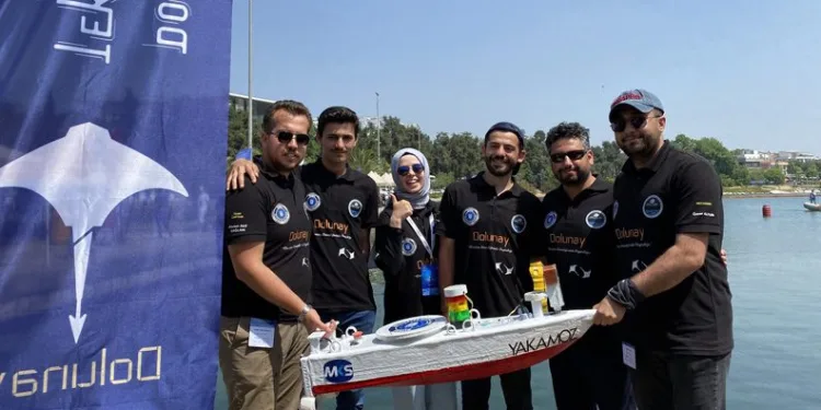 BTÜ yüzlerce takımı geride bıraktı
