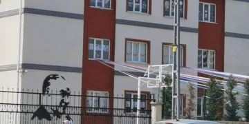 Bursa’da okulun penceresinden düştü