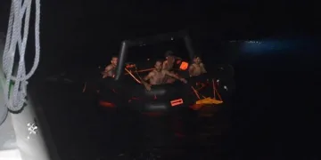 Çıplak halde ölüme terk edildiler