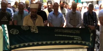 Bursa’daki aile faciasında baba oğul toprağa verildi