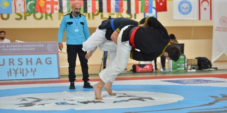 Alpagut Dünya Kupası’nda Yıldırım rüzgarı