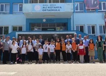 Bursa’da şehit olan memurun adına kütüphane açıldı