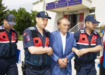 20 yıldır sahte kimlikle kaçan katil zanlısı yakalandı
