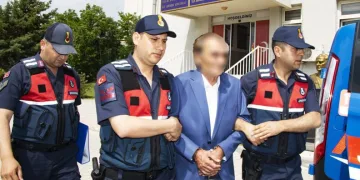 20 yıldır sahte kimlikle kaçan katil zanlısı yakalandı