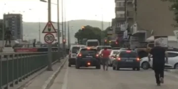 Bursa’da yol verme kavgası karakolda bitti