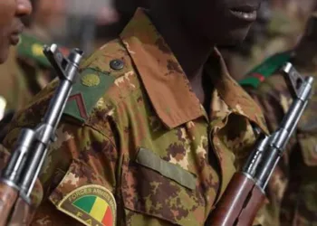 Mali’de kasabaya silahlı baskın! 20 sivil öldü