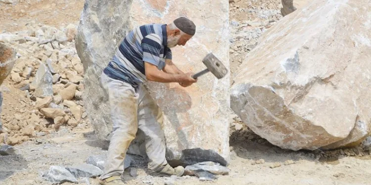 Bursa İznik’te yarım asırdır bu mesleği yapıyor