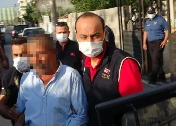 ‘Şahmeran’ operasyonunda 12 kişi gözaltına alındı