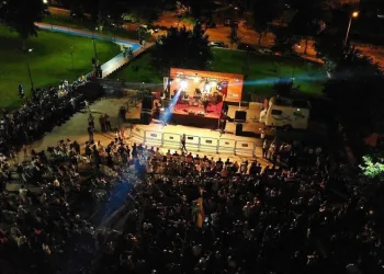 Kestel’de müzik coşkusu sokaklara taştı