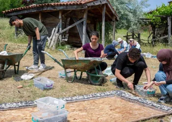 Bursa’da tarih meraklıları Arkeopark’ta buluşuyor