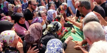 Helikopter kazasında ölen Serhat Kenar’ın ailesi gözyaşlarına boğuldu