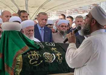Mahmut Ustaosmanoğlu son yolculuğuna uğurlanıyor