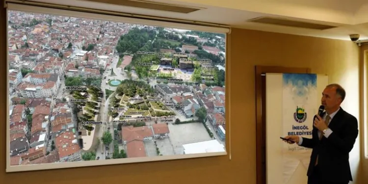 Bursa İnegöl yeni meydanına kavuşuyor